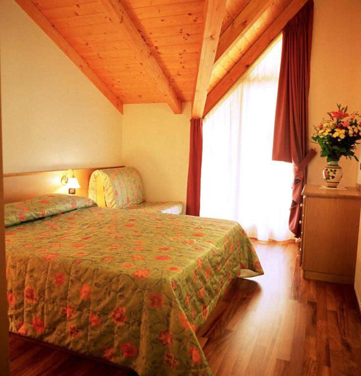 Residence Kristall- Fiemme Holidays Predazzo Oda fotoğraf